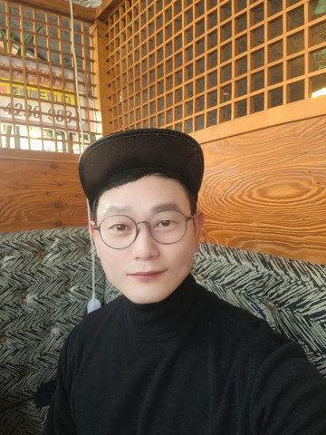이동욱